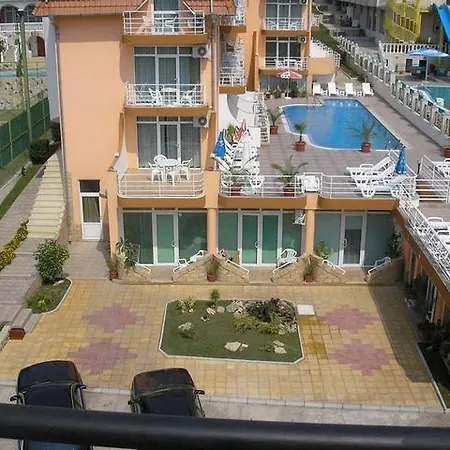 Hotel Family Santorini Sveti Vlas